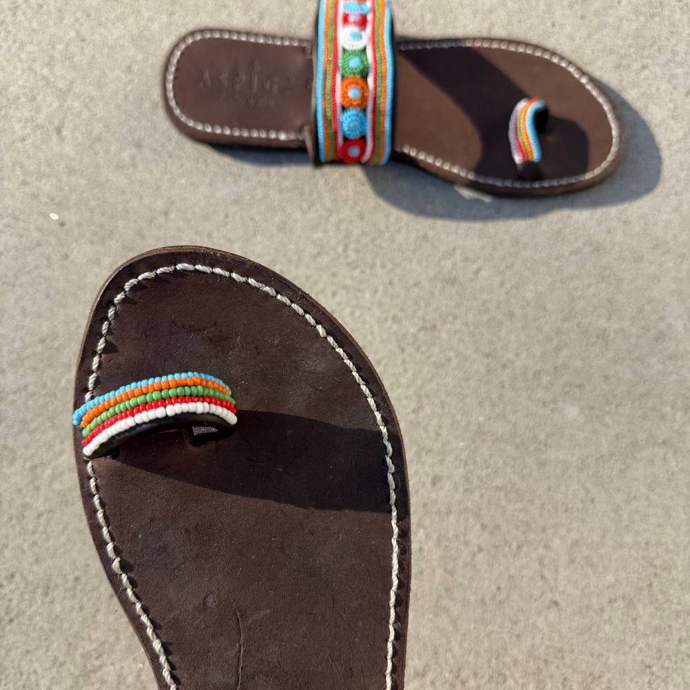 Aspiga Brown Leather Hand Crafted Beaded Toe Loop Sandals Boho Hippie Slides 39 - Picture 6 of 8